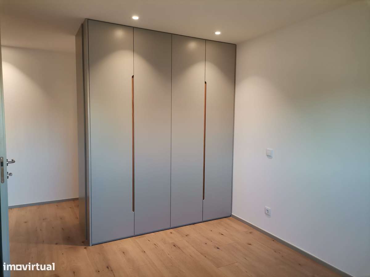 Novo T3 ÚLTIMO PISO de Luxo com TERRAÇO  - Vistas desafogadas-22