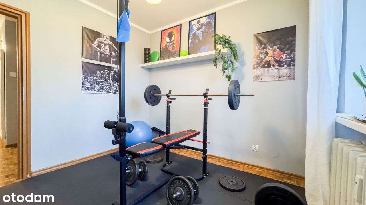 Przytulne mieszkanie z garderobą przy Lasku Arkońs-4