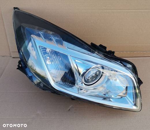 Bi-Xenon prawy Lampa prawa Opel Insignia A 2008- - 1