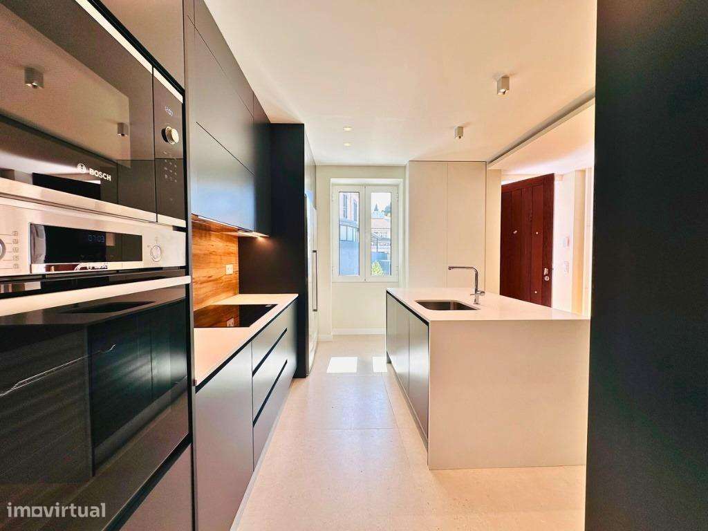 Moradia T3 Moderna com 3 Suítes no Centro do Funchal – Zona do Til-12