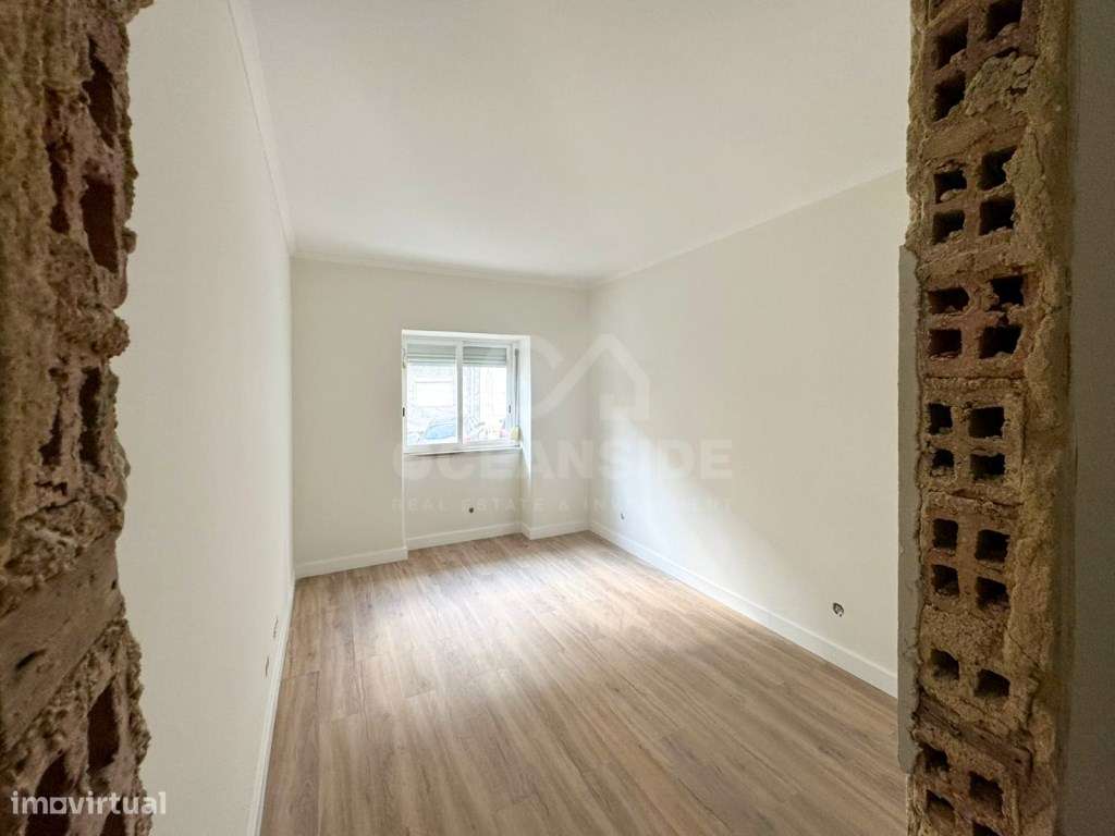 Apartamento T2 no centro de Almada-6