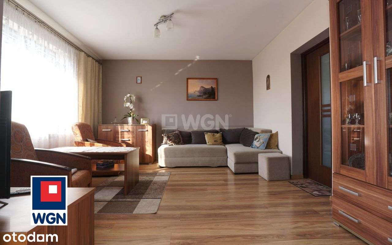 Praktyczny dom z dużym terenem..-5