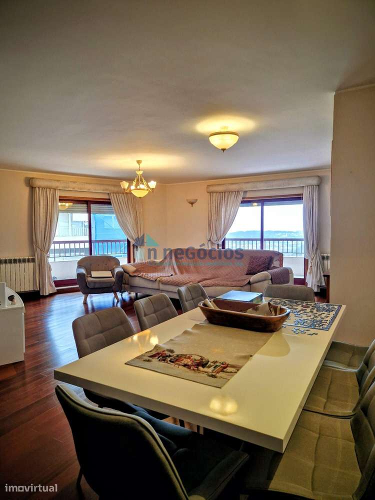 T3 com grande terraço no centro de O. Azeméis - Grande imagem: 5/19