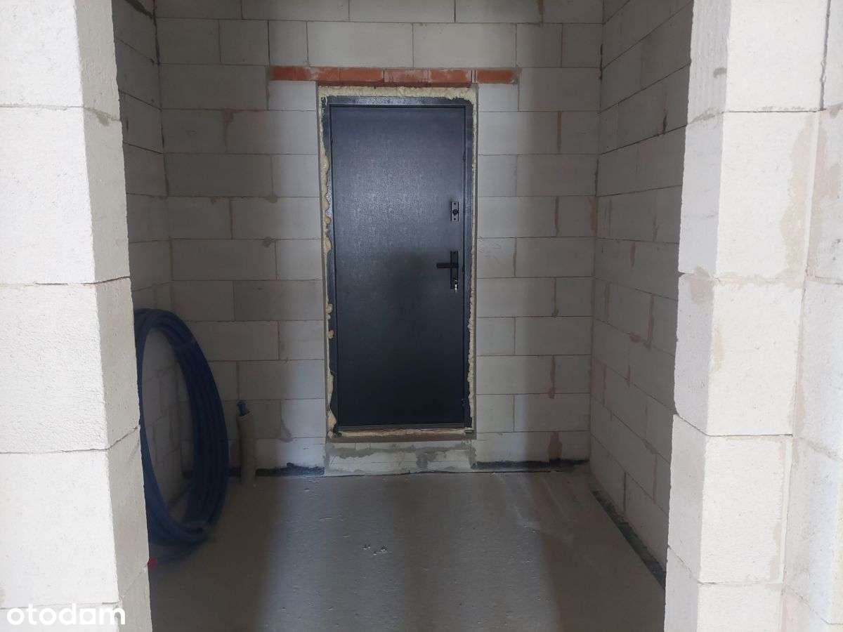 Atrakcyjny dom w spokojnej okolicy pod lasem-9