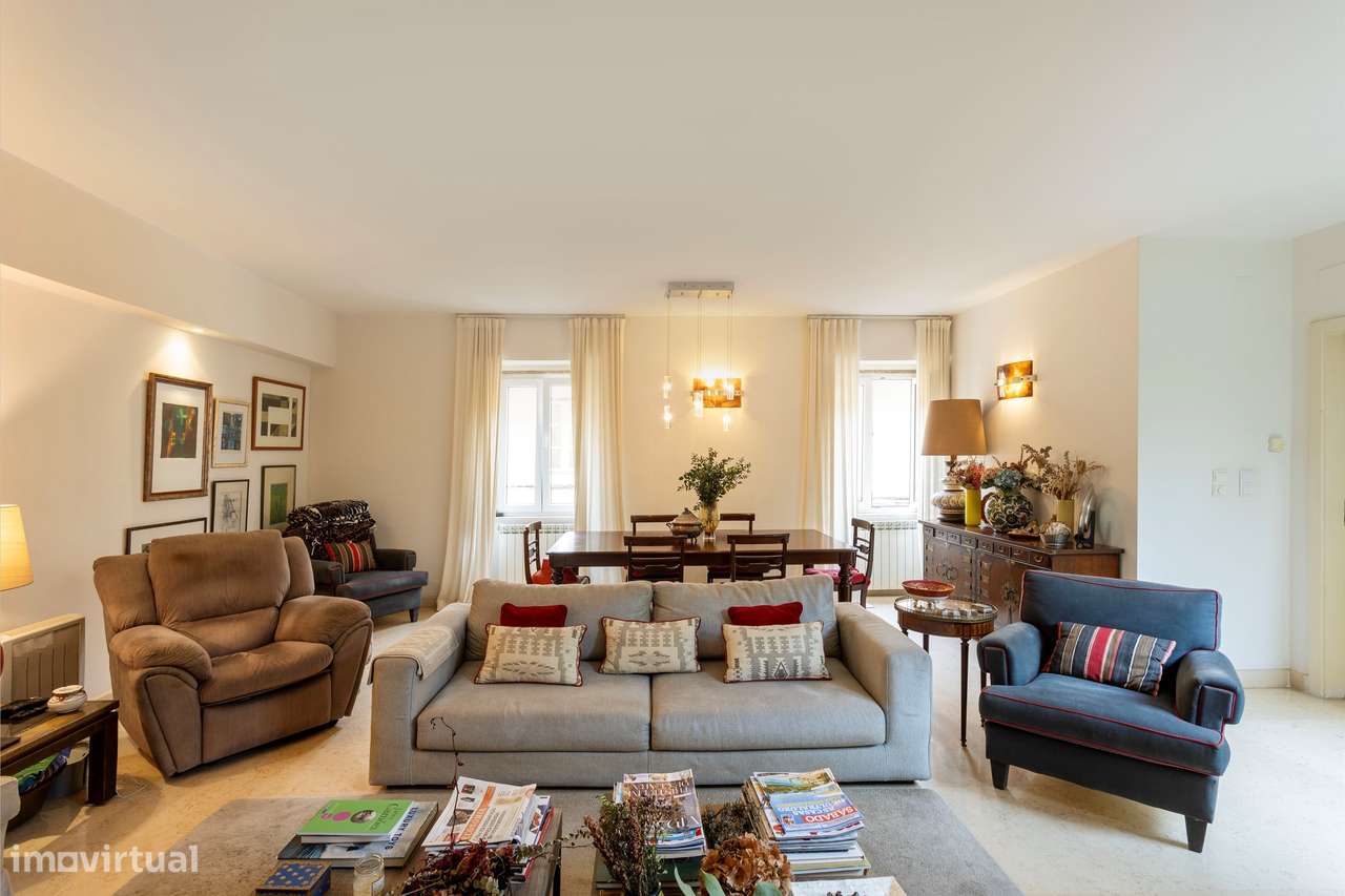 Moradia T6 com garagem, Madragoa, Estrela-6