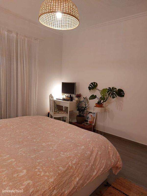 T1 renovado, remodelado com terraço - Grande imagem: 4/16