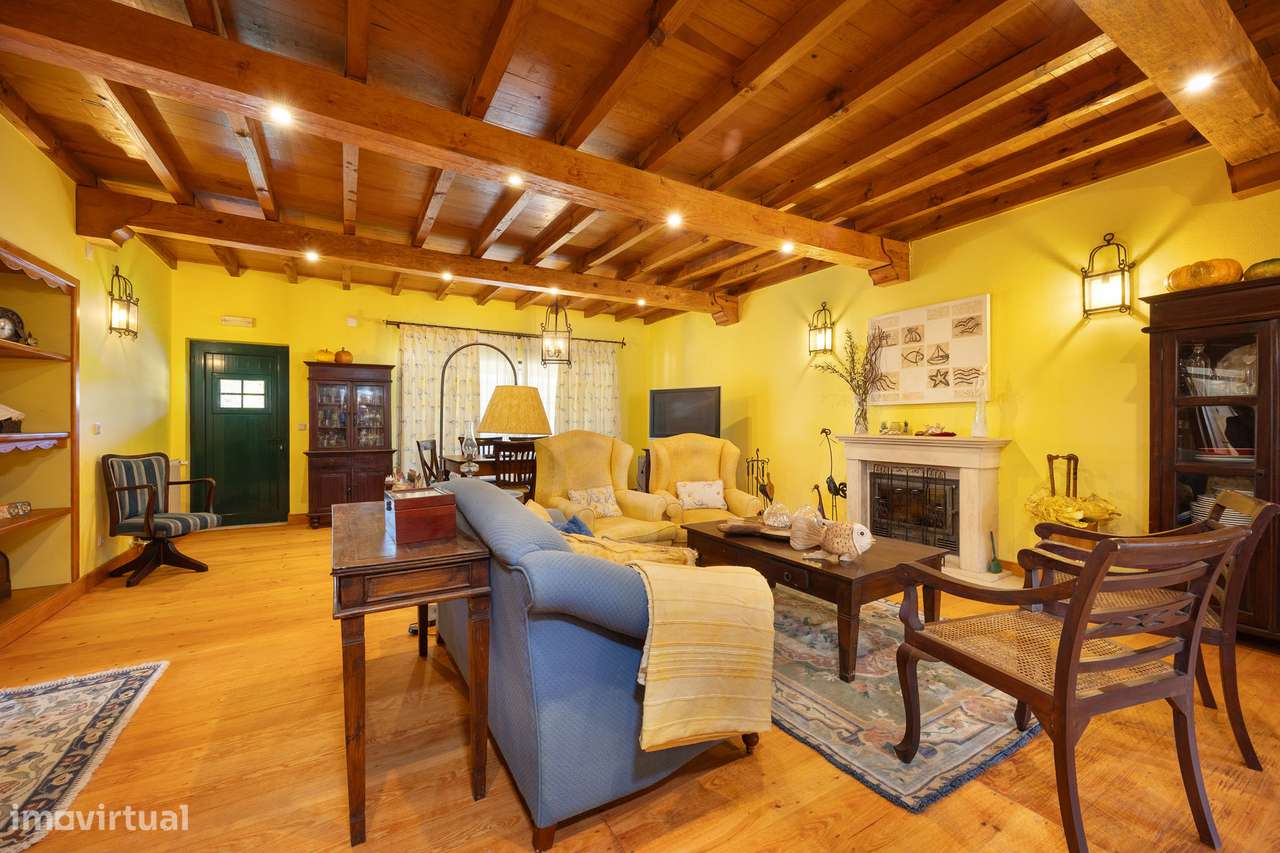 Moradia T2+2 | Piscina e Jardim | Vista Rio Zezêre | Dornes-13