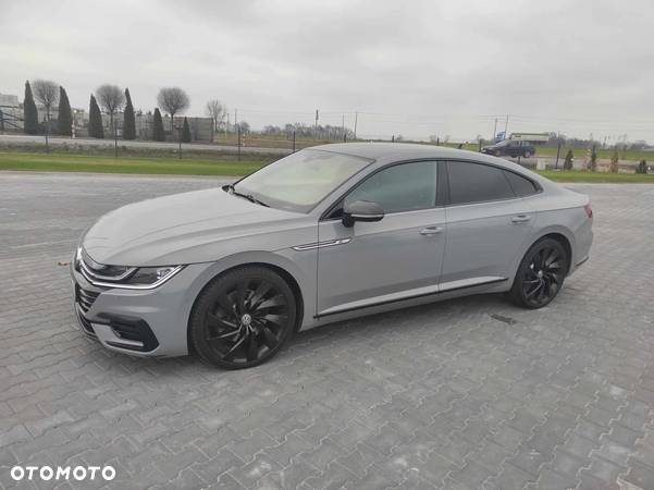 Volkswagen Arteon 2.0 TDI Bi-Turbo SCR 4Mot R-Line DSG - 2