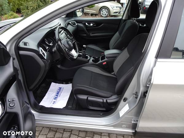 Nissan Qashqai 1.5 dCi Acenta - 17