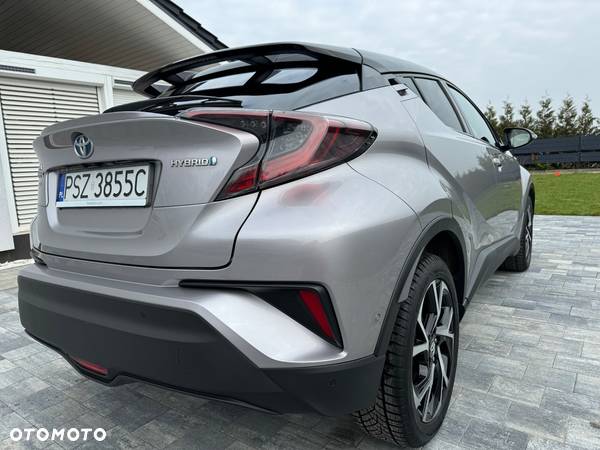 Toyota C-HR 1.8 Hybrid Neon Lime powered by JBL - 5