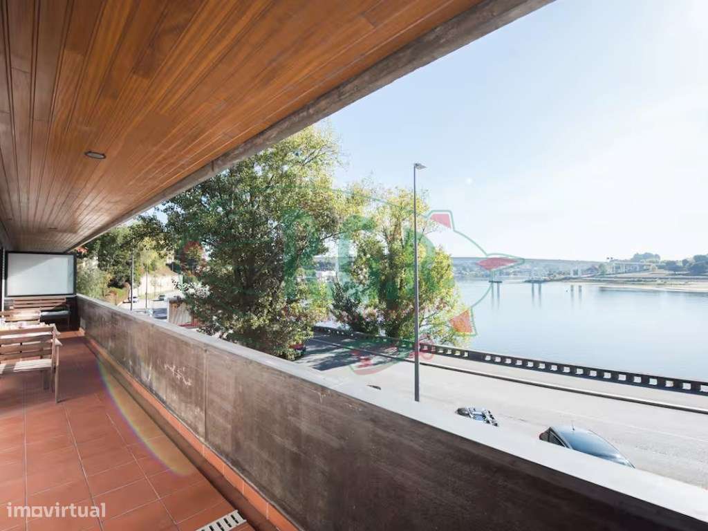 T3+1 Mobilado e Equipado | Condomínio 'Varandas Do Douro' | Vista R... - Grande imagem: 4/26