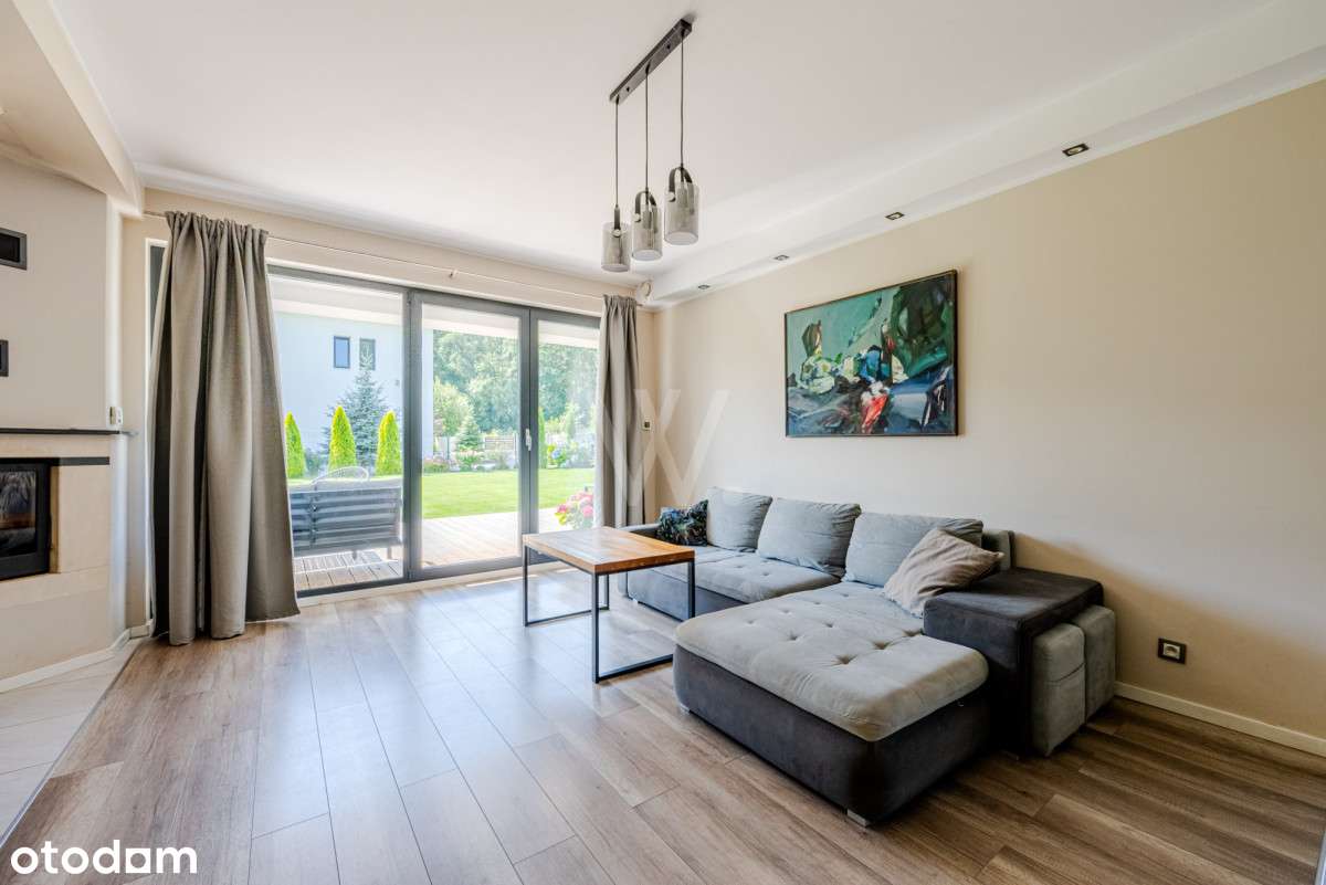 Nowoczesny bliźniak z pięknym ogrodem-2