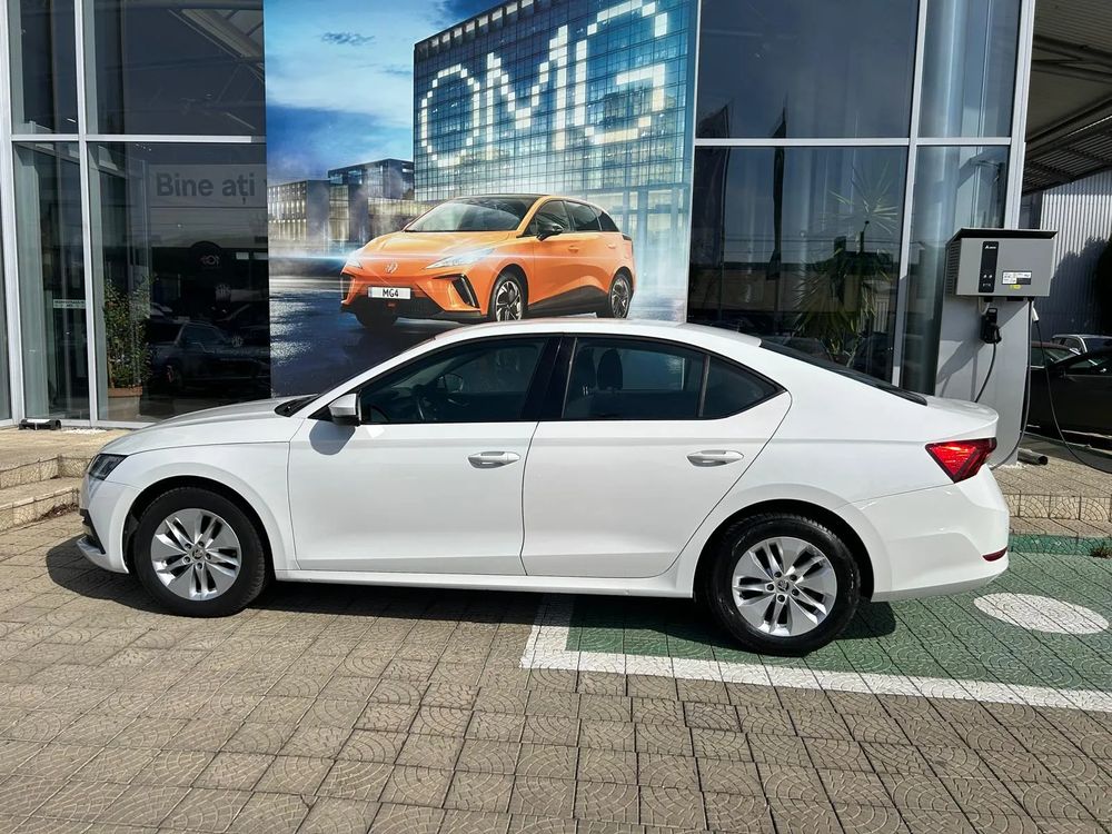 Skoda Octavia - foto 6