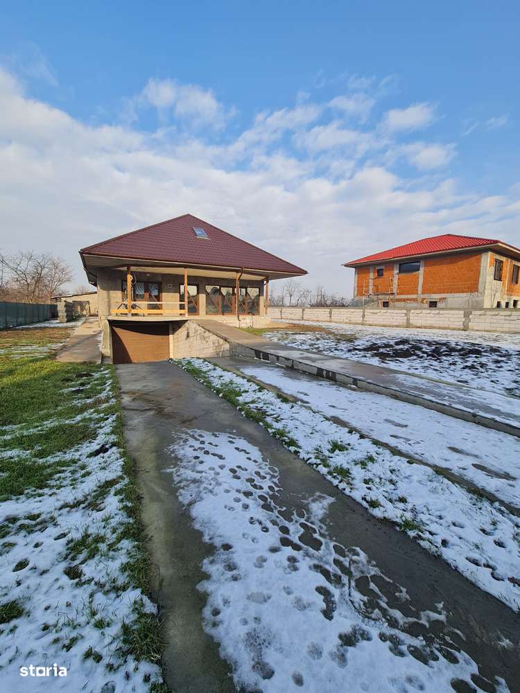 Vila D+P+M de vanzare in Tulucesti, jud.Galati, 5 camere, teren 933 mp-0