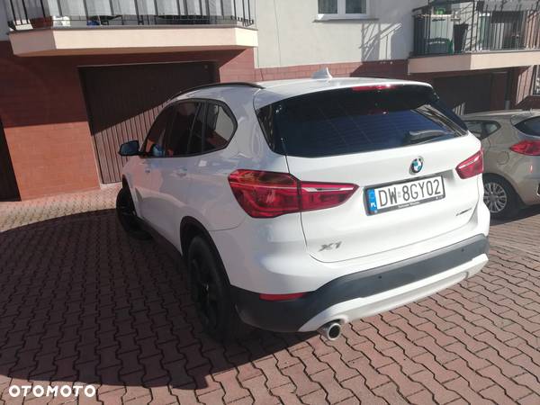 BMW X1 sDrive18i Advantage - 5