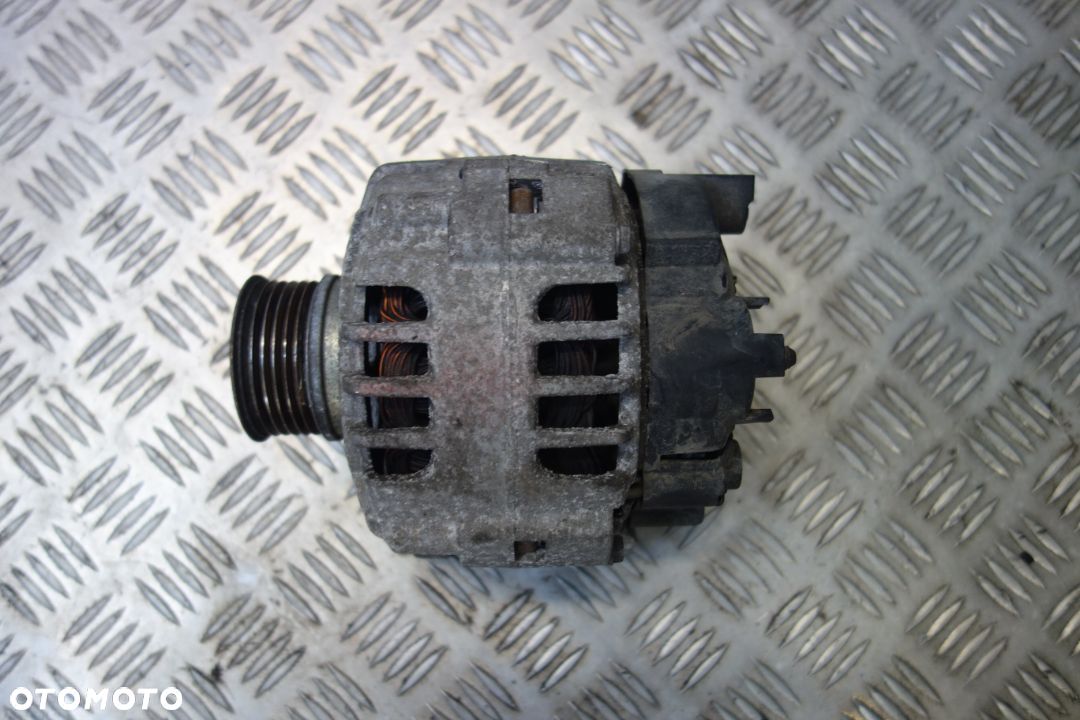 ALTERNATOR DACIA SANDERO I 1.6 B TG9B053 - 1