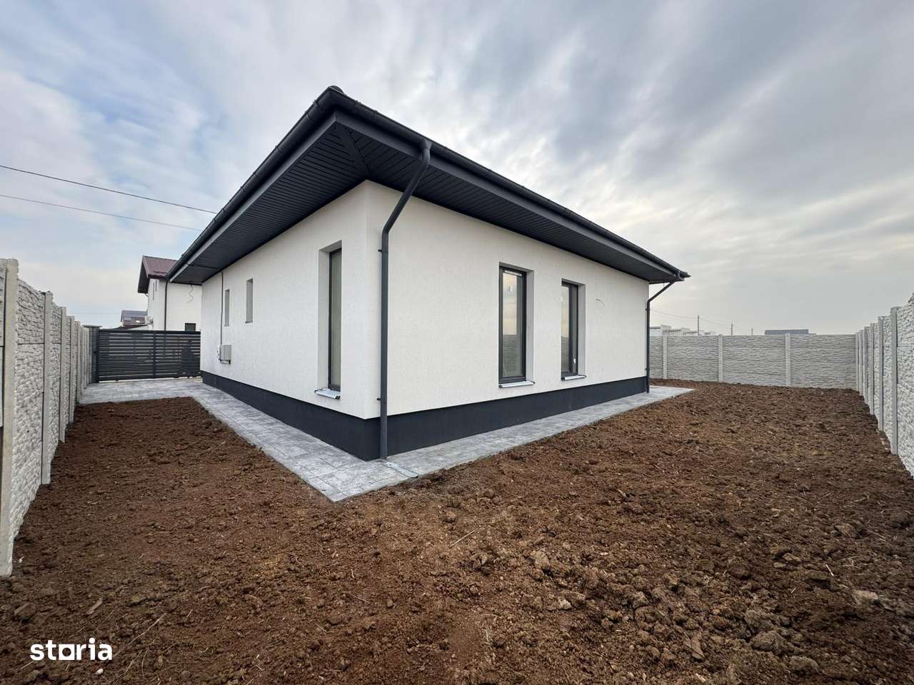 Casa individuala - 4 camere 2 bai - 375 mp teren - 5 minute STV-5