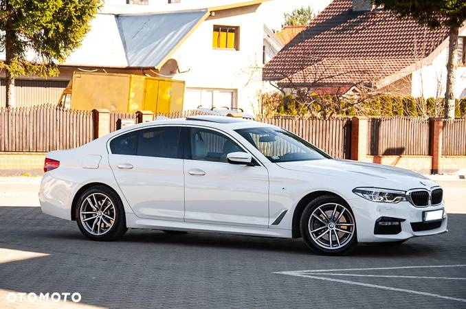 BMW Seria 5 520d M Sport - 13