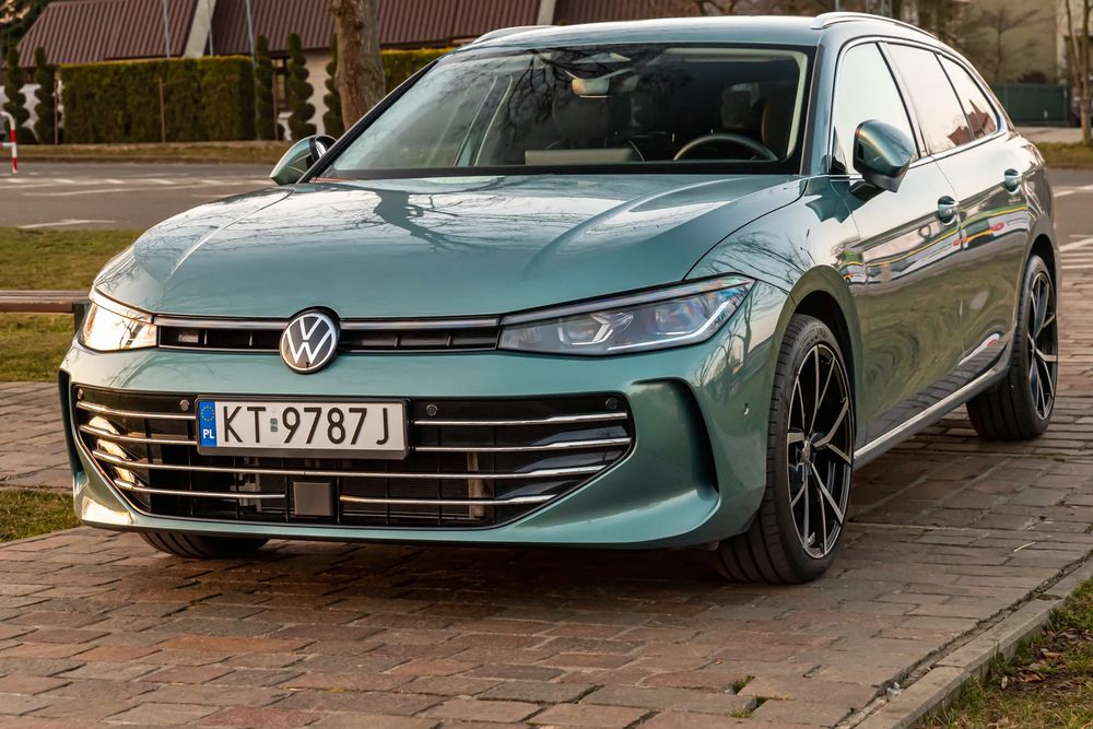 Volkswagen Passat B9 1.5 TSI EVO Elegance DSG 2024