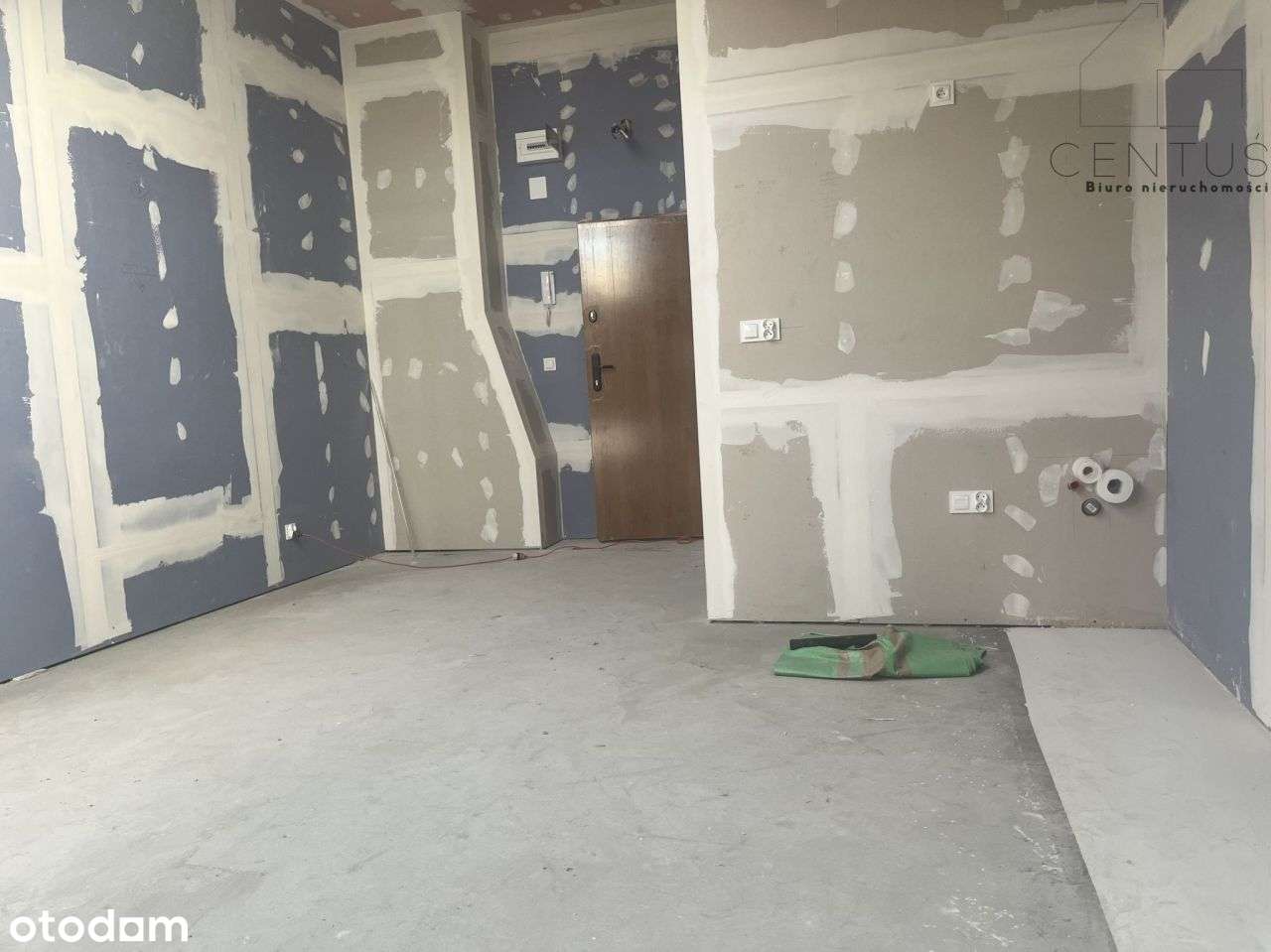 Ustawna kawalerka przy Pl. Boh. Getta-3