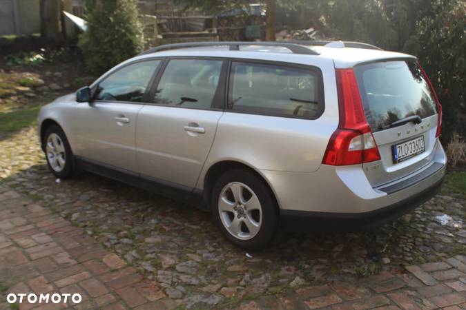 Volvo V70 2.0 Kinetic - 12