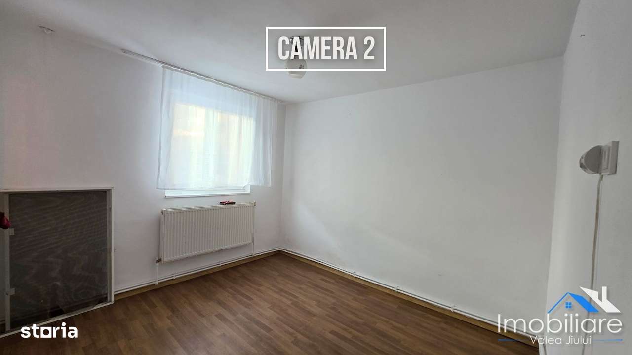 Apartament 2 camere – parter, Str. Traian, Vulcan-2
