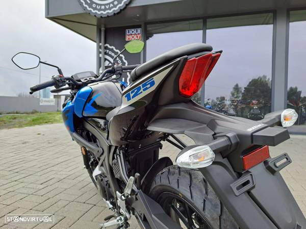 Suzuki GSX S 125 A - 5