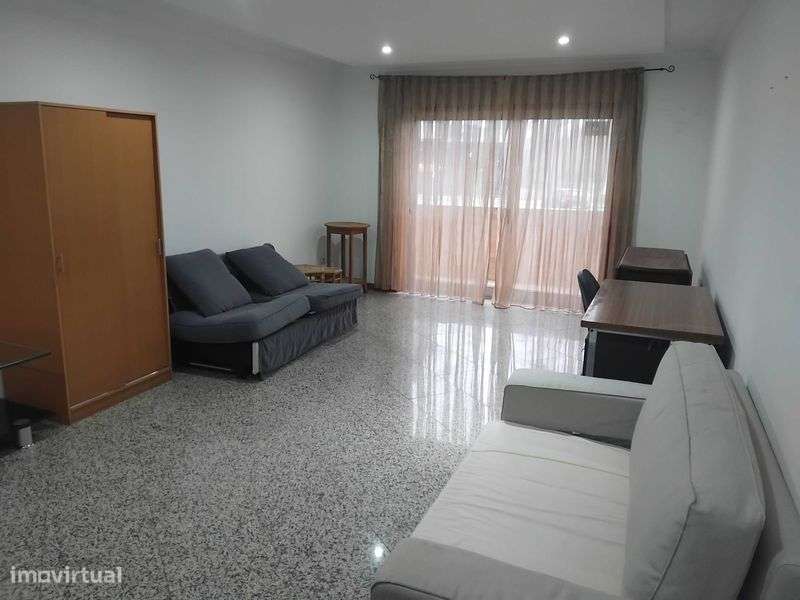 T2 na Maia ( na Avenida da Universidade) - Grande imagem: 3/12