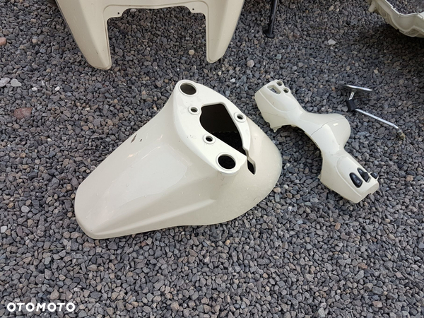 LAMBRETTA LN 125 KOŁO LAMPA PLASTIK BŁOTNIK FOTEL - 3