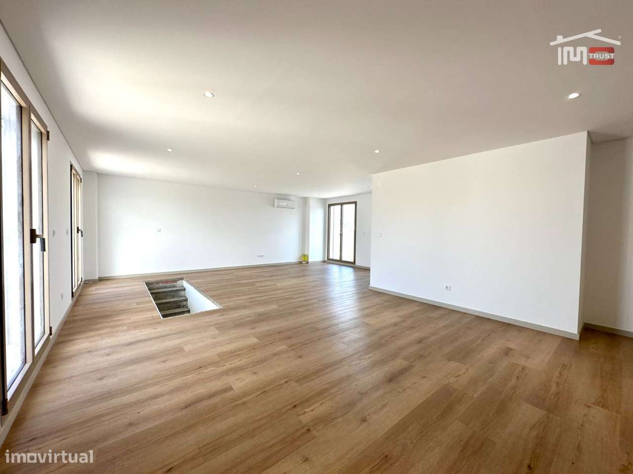 Incrivel Duplex com 292m2-10