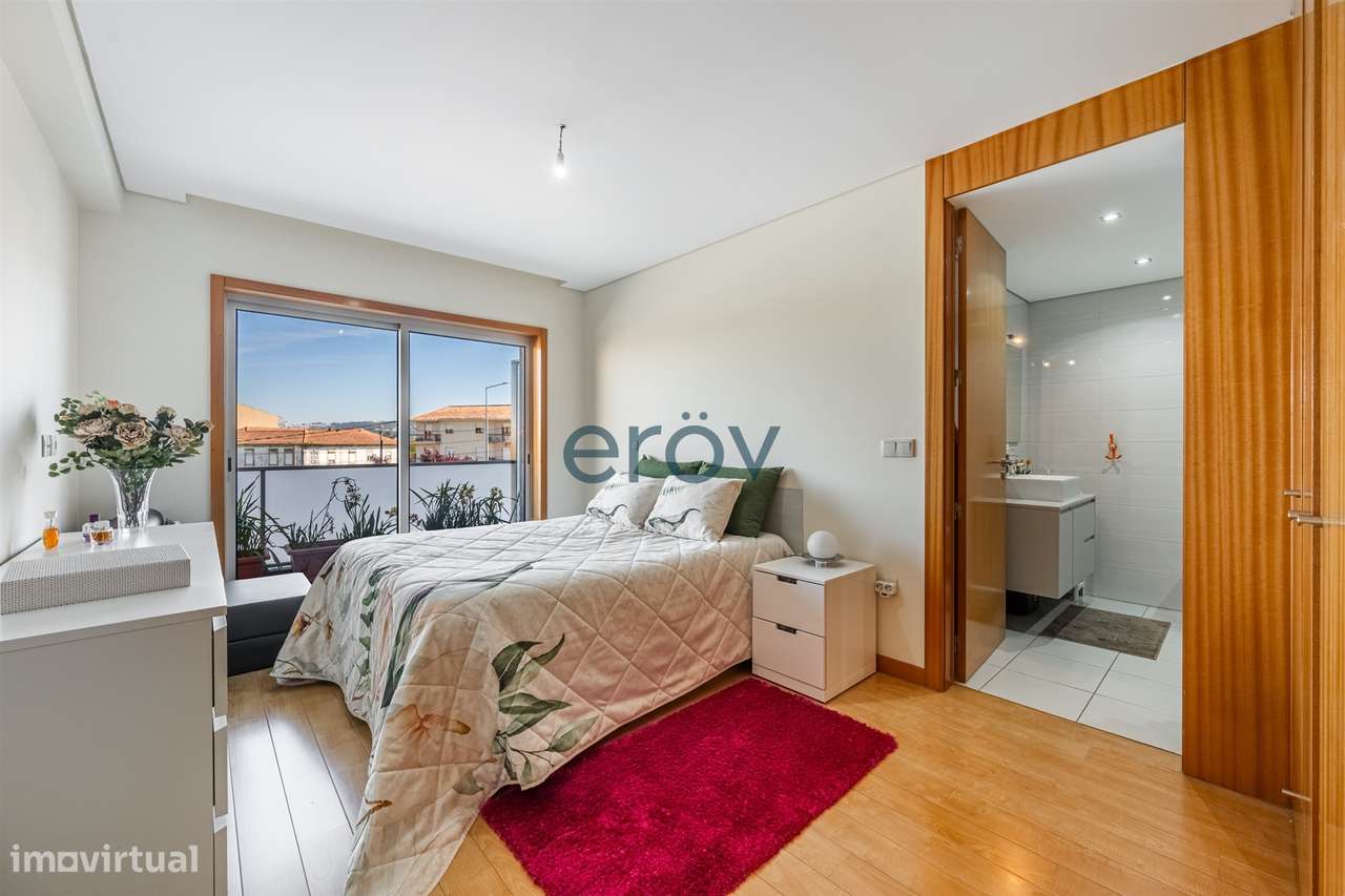 Apartamento T3 C/ 2 Suites em Gondomar-8