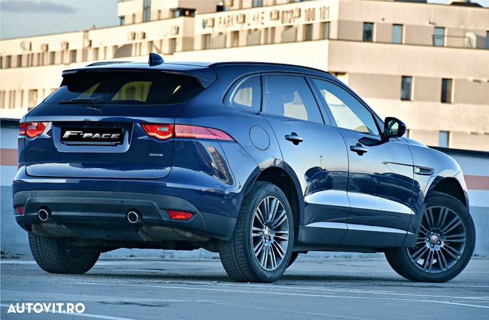 Jaguar F-Pace 30d AWD Portfolio - 7