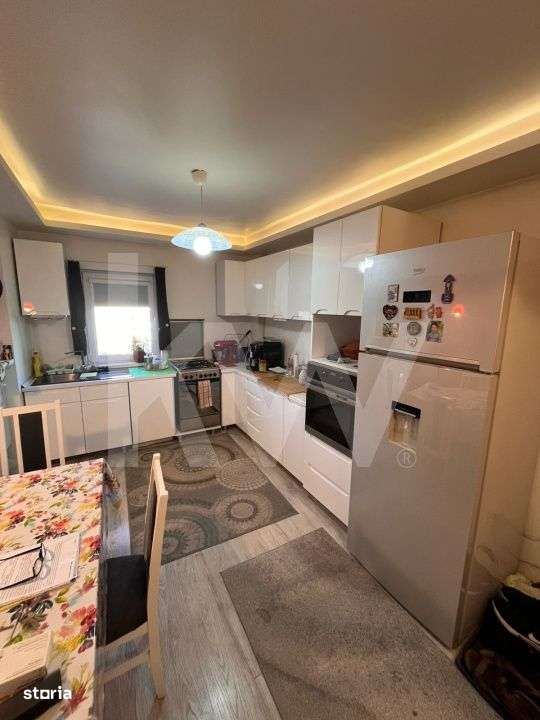 Apartament cu 4 camere mobilat utilat in Vasile Aaron 81 mp - Imagine principală: 4/17