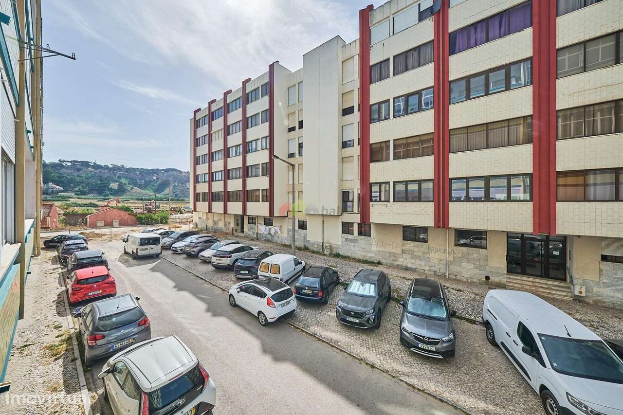 Apartamento T3 com 2 Wc´s e arrecadação-20