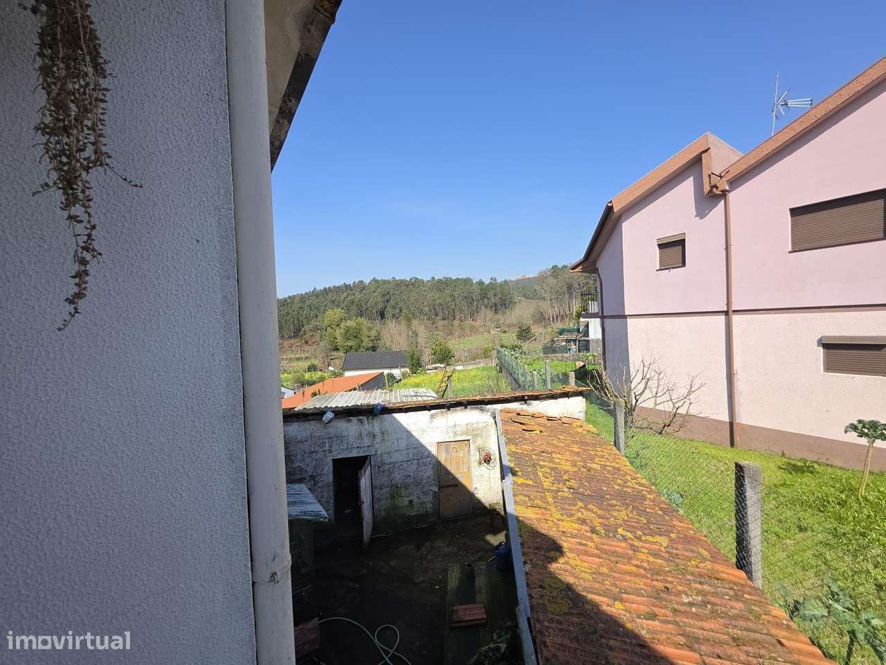 Casa T5 em Sobreira, Paredes - Oportunidade Única!-14