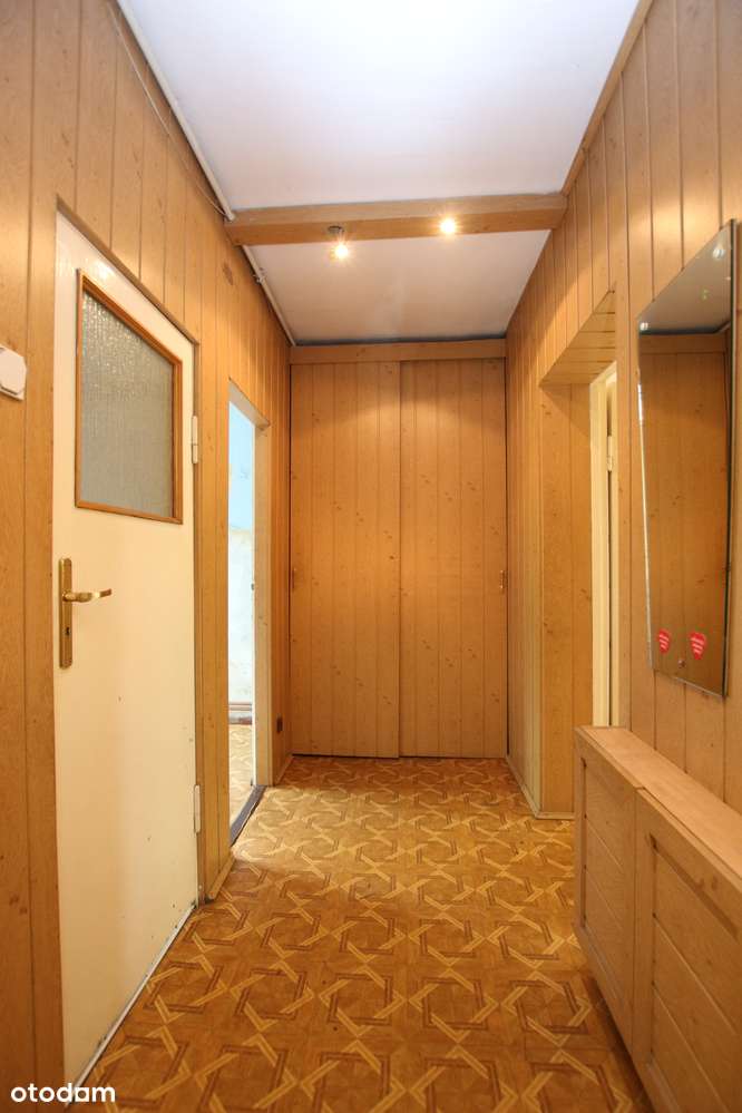 Możliwość urządzenia dwóch kawalerek, bez większych remontów.-16