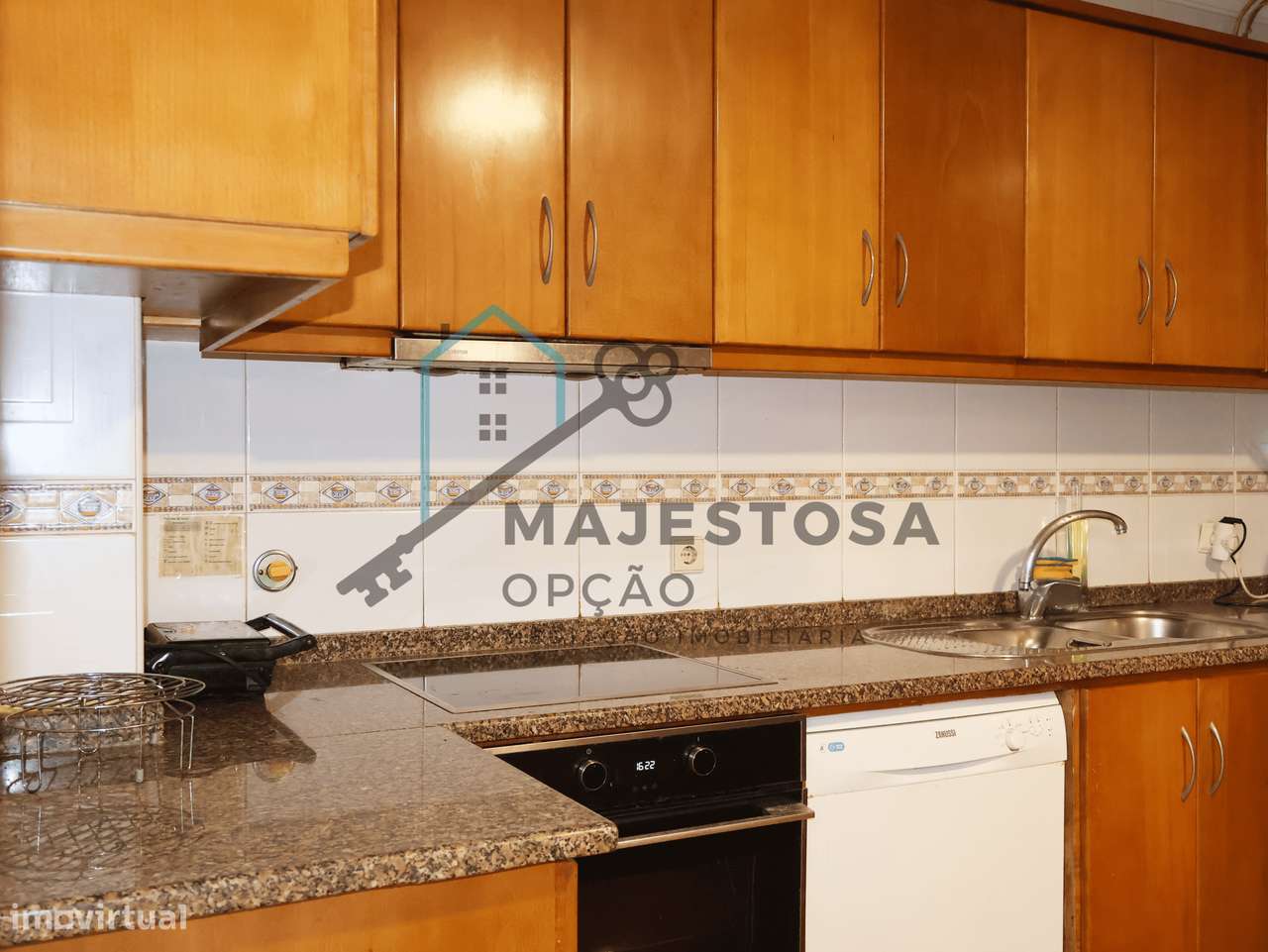 Andar Moradia T3 com Terraço Único — Priscos-15