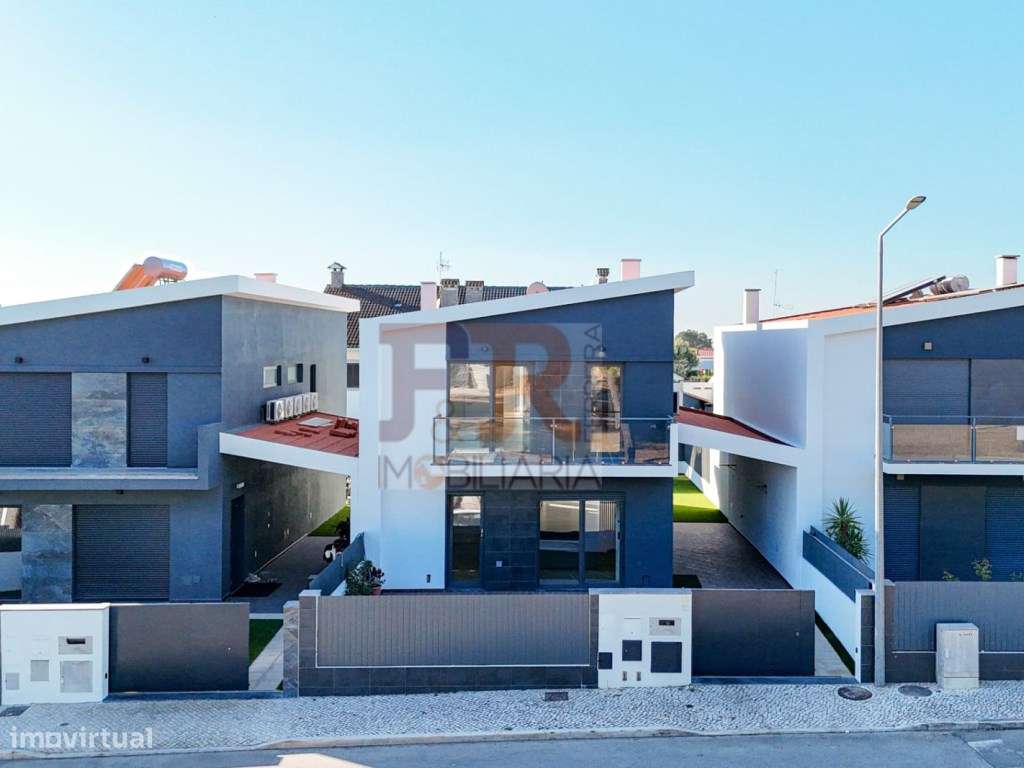 Moradia Duplex T3 Pronta Habitar, Lagoa da Albufeira, Sesimbra-1