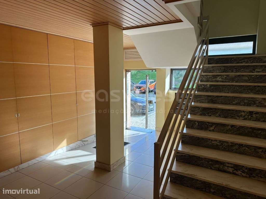 Apartamento T2 com suíte e arrecadação | Excelente estado | Castelo... - Grande imagem: 2/17