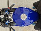 Yamaha R6 - 27