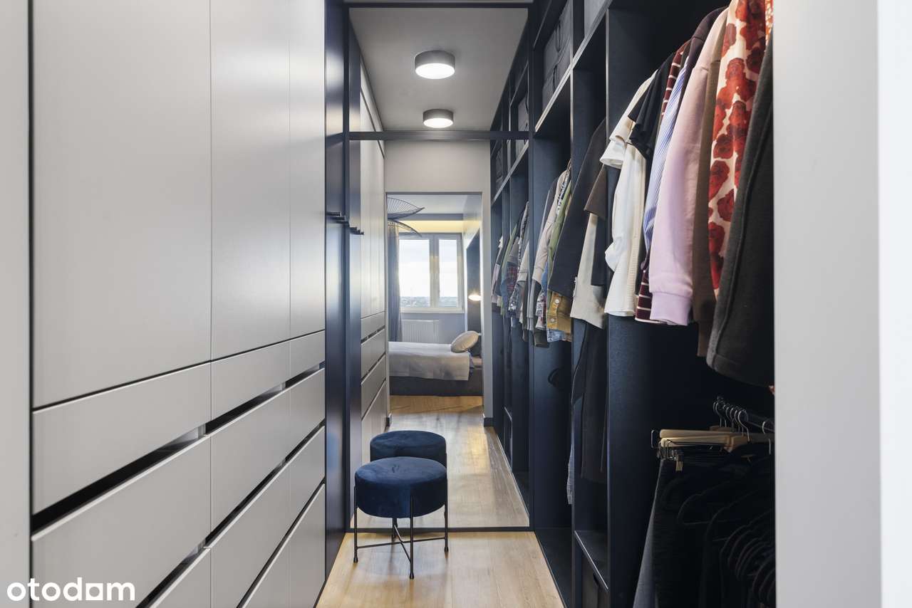 Elegancja w odcieniach granatu | 80 m² | 4 pokoje z widokiem na niebo-13