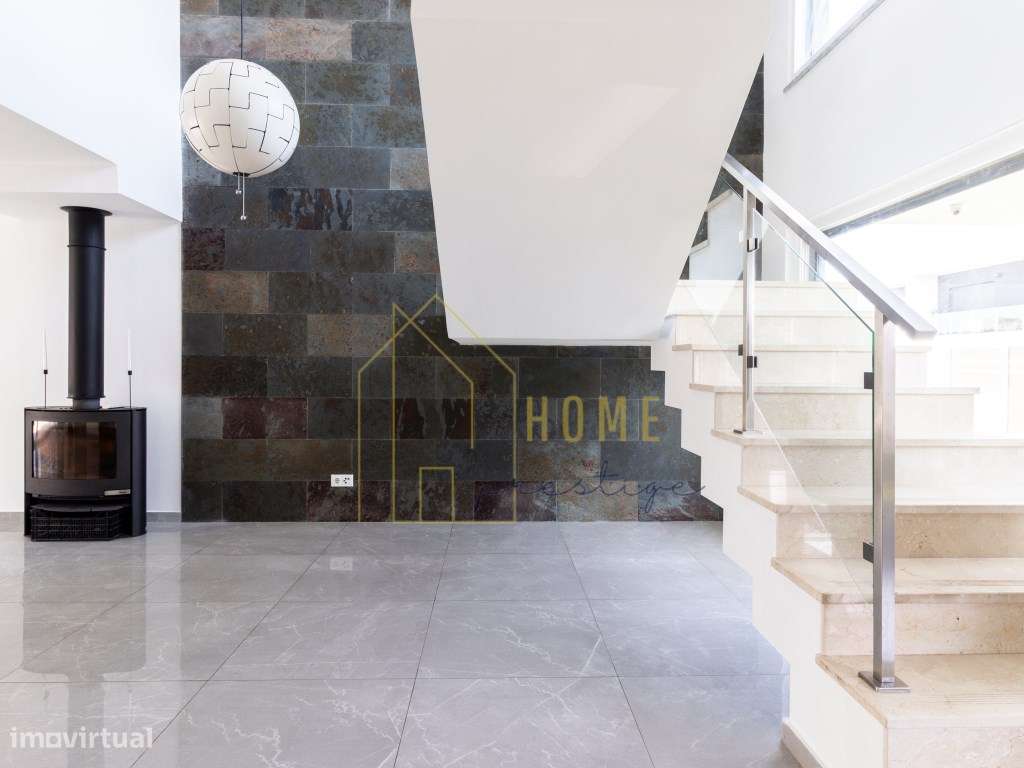 Moradia T4 com Piscina na Marisol - Conforto, Lazer e Proximidade d...-11