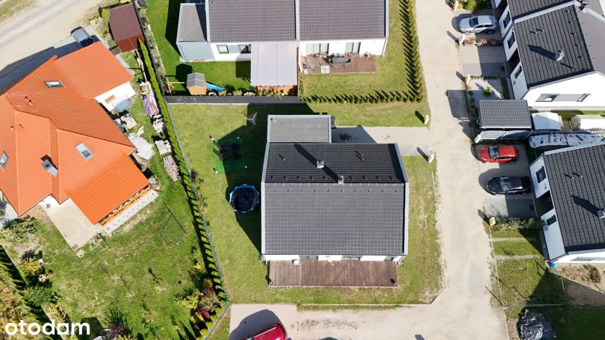 Wolnostojący dom w Pniewach na kameralnym osiedlu-6