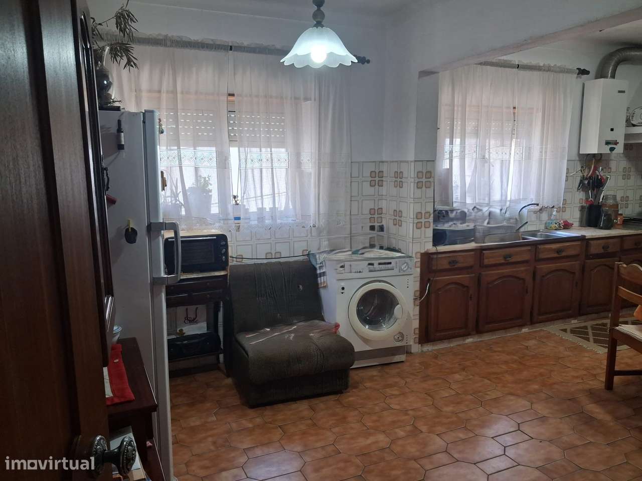 Moradia T2 com terraço e cave em Torres Novas-2