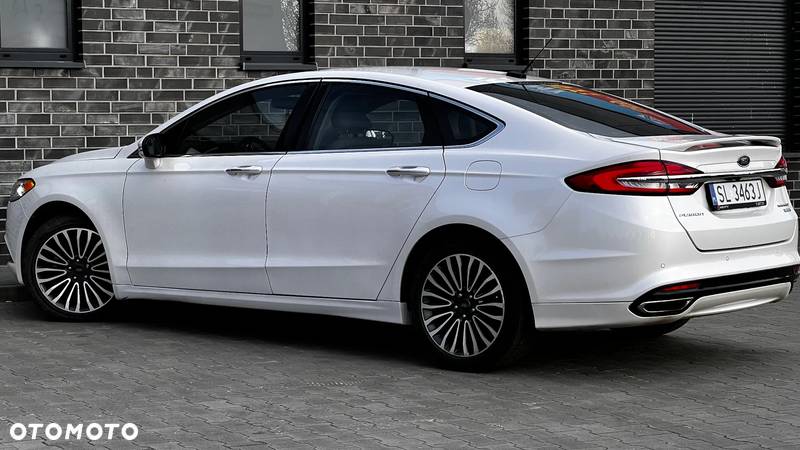 Ford Fusion 2.0 EcoBoost Titanium - 17