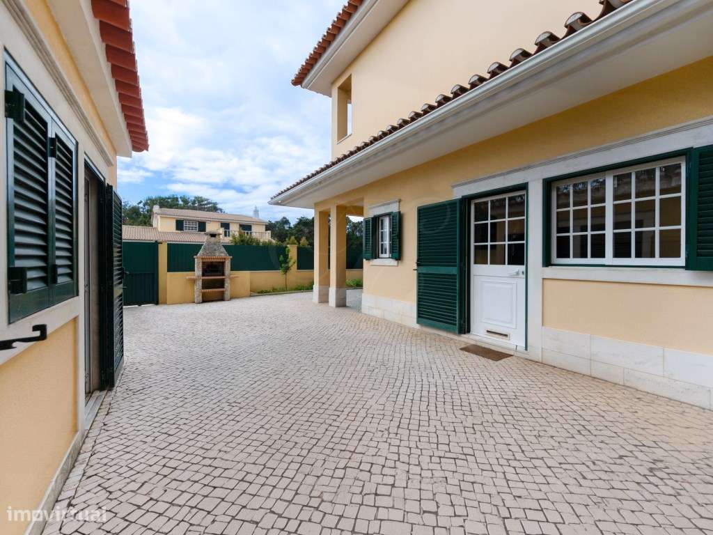 Moradia T3 com jardim | Cascais-5