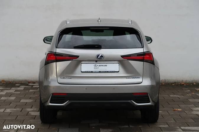 Lexus Seria NX 350h AWD 2.5 TNGA HV 25H CVT Luxury - 4