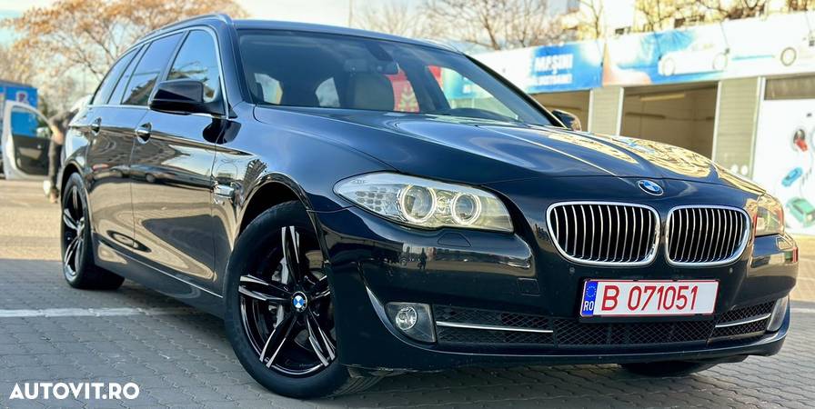 BMW Seria 5 525d xDrive Touring Aut. - 1