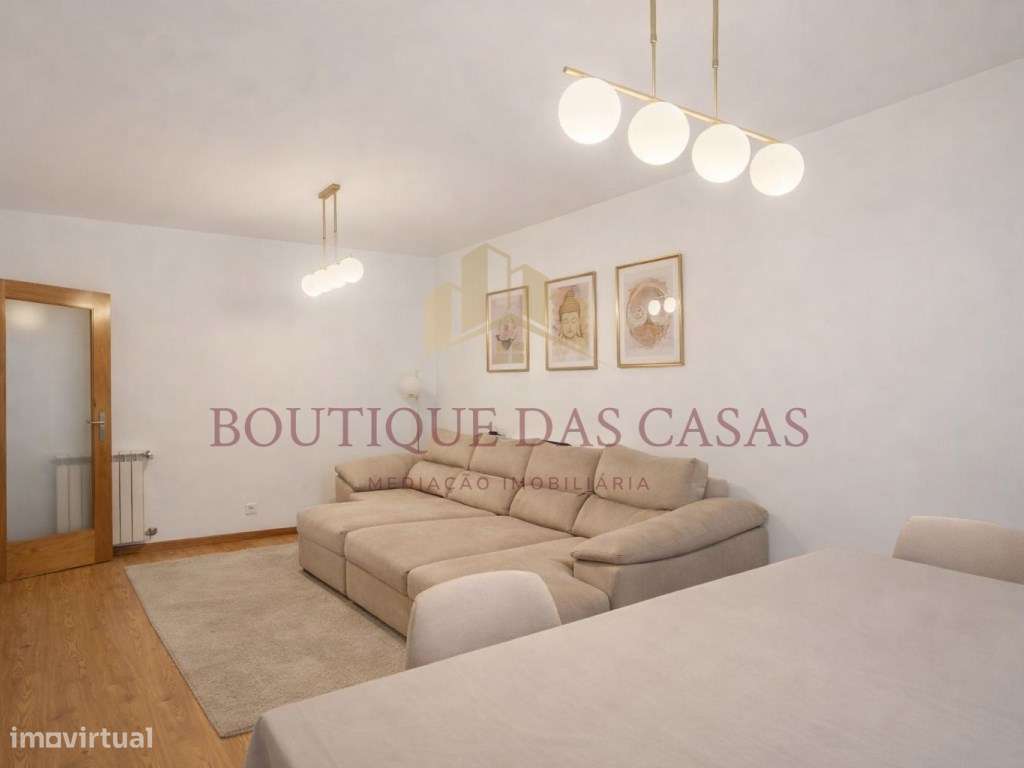 T2 Totalmente Remodelado com Terraço e Vista Desafogada | Rio Tinto - Grande imagem: 2/18