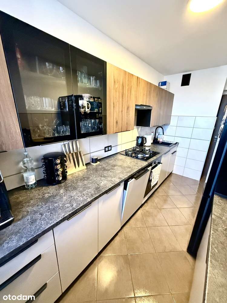 Komfortowe, 2-pokojowe mieszkanie z loggią-6